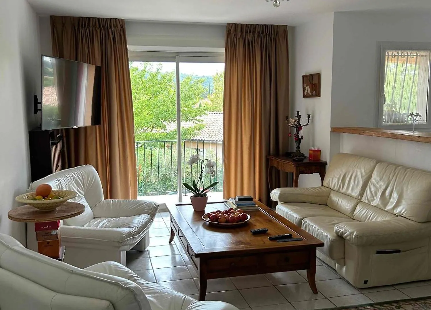 Appartement Calme Et Luxueux Valreas